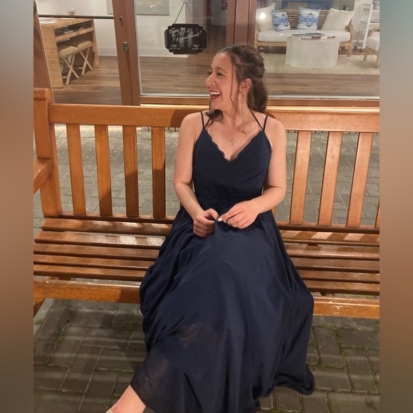 Prom dress - Picture 3 of 3